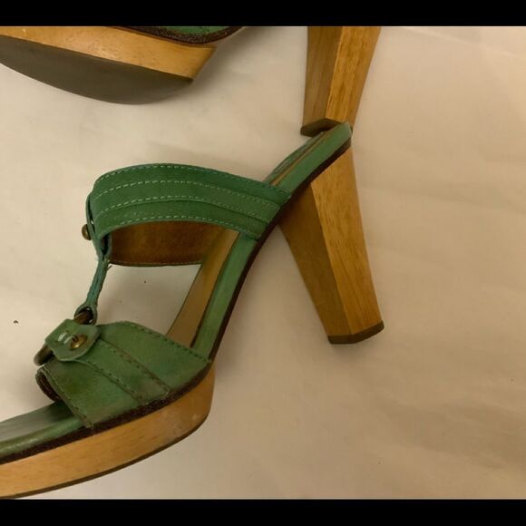 Frye Leather Platform Sandals Heels SZ 7.5 Green Brown Logo Open Toe - Picture 4 of 11